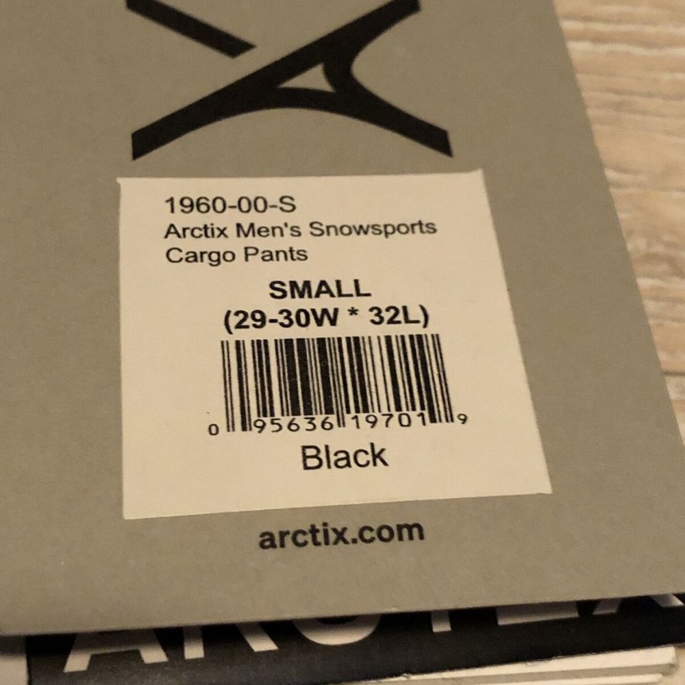 Arctix Men’s Snow Sports Cargo Pants Black Size S Full Zip Snaps Straps NWT